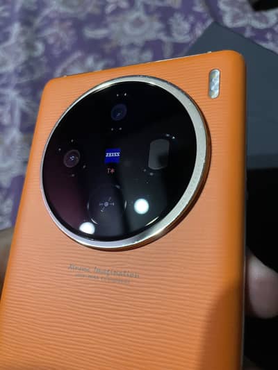 Vivo X100