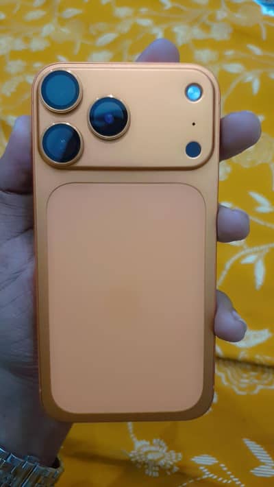 iPhone XR converter into 17 pro