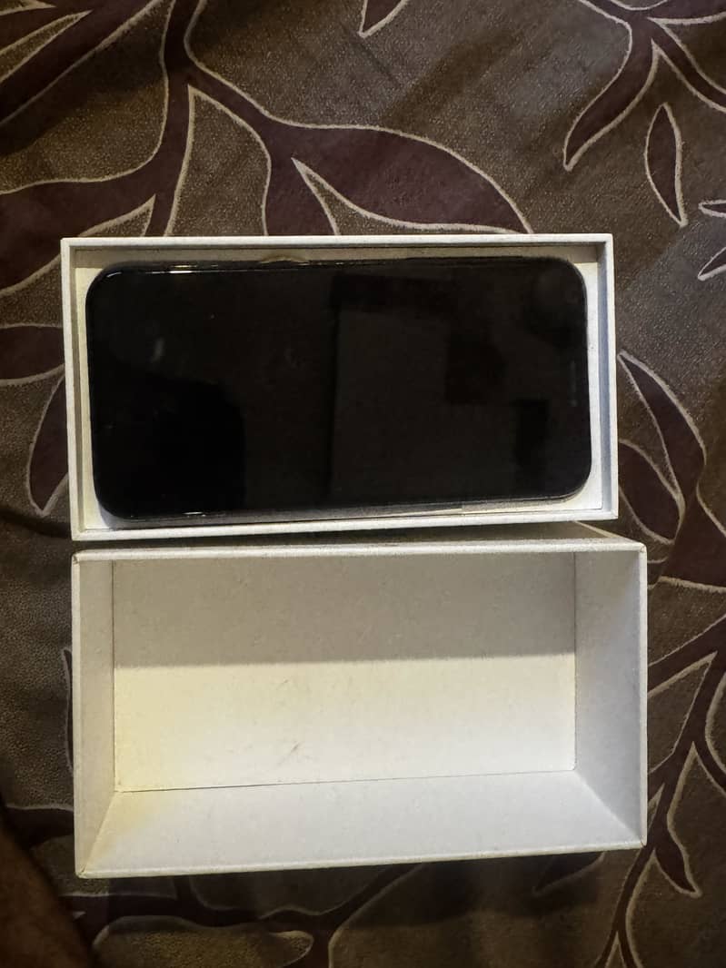 Apple iPhone X 2