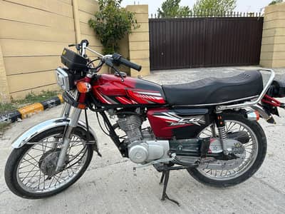Honda 125 for sale 21 model ganian Tanki tapy nhi h Jo h bs ya hi hi