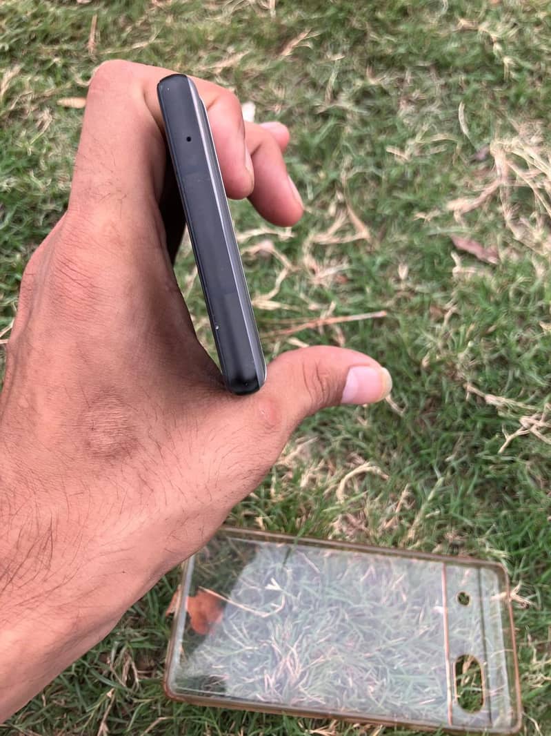 Google Pixel 6a 3