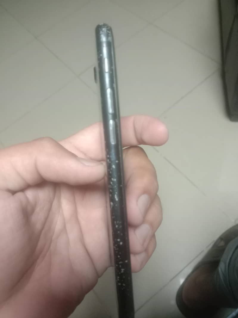 Apple iPhone 7 2