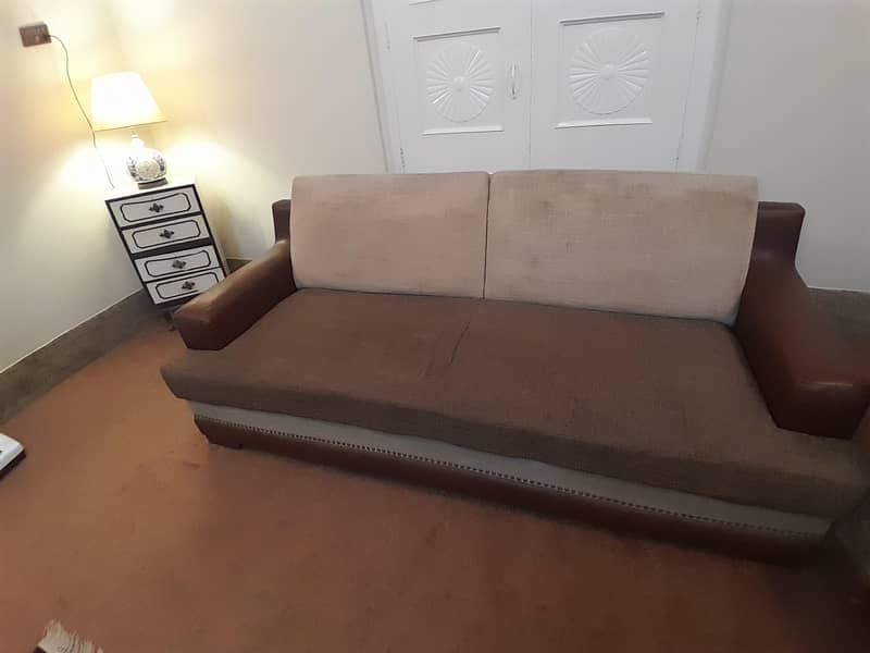 used sofa set 0