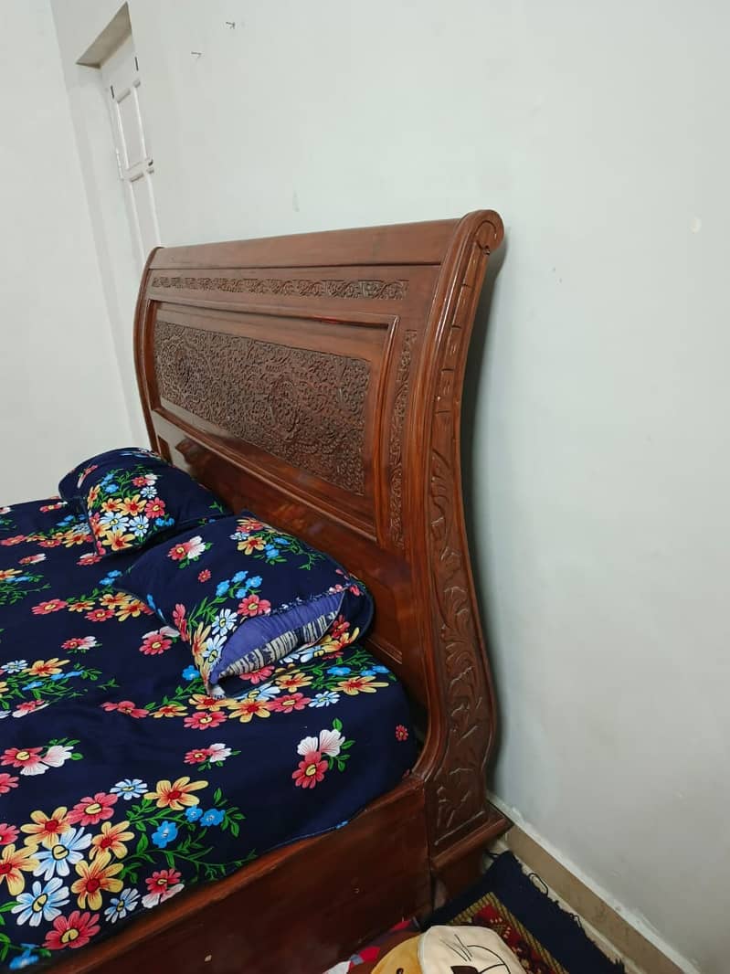 King size chinioti bed set 2
