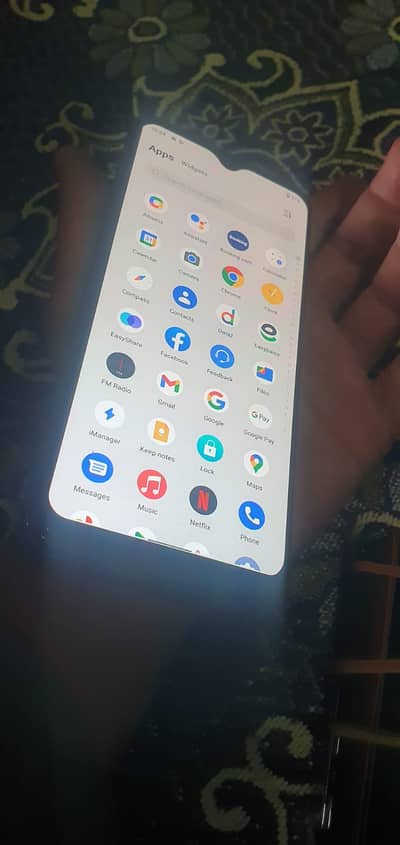 Vivo V21e screenfinger official pta approved 8+4 128 with boxcharger