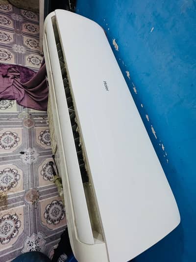 Split ac 1.5 ton notmal for sale in north karachi contact no 031429612