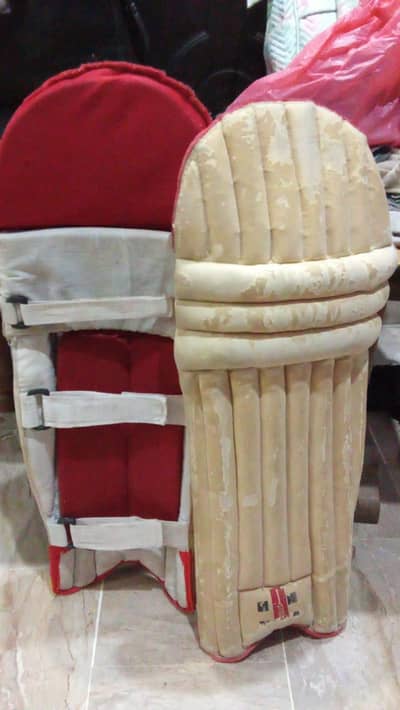 Gerny Nicholas cricket batting pads
