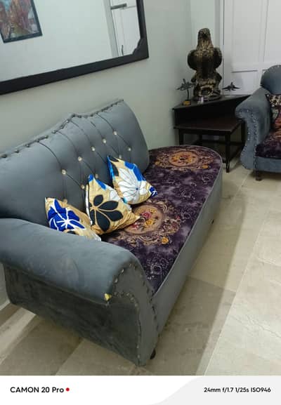 Seven seater sofa set