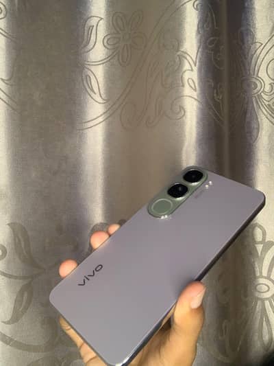 Vivo Y200