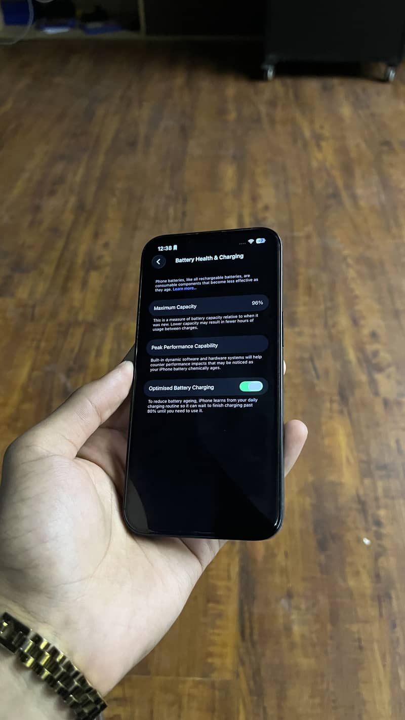Apple iPhone 13 1