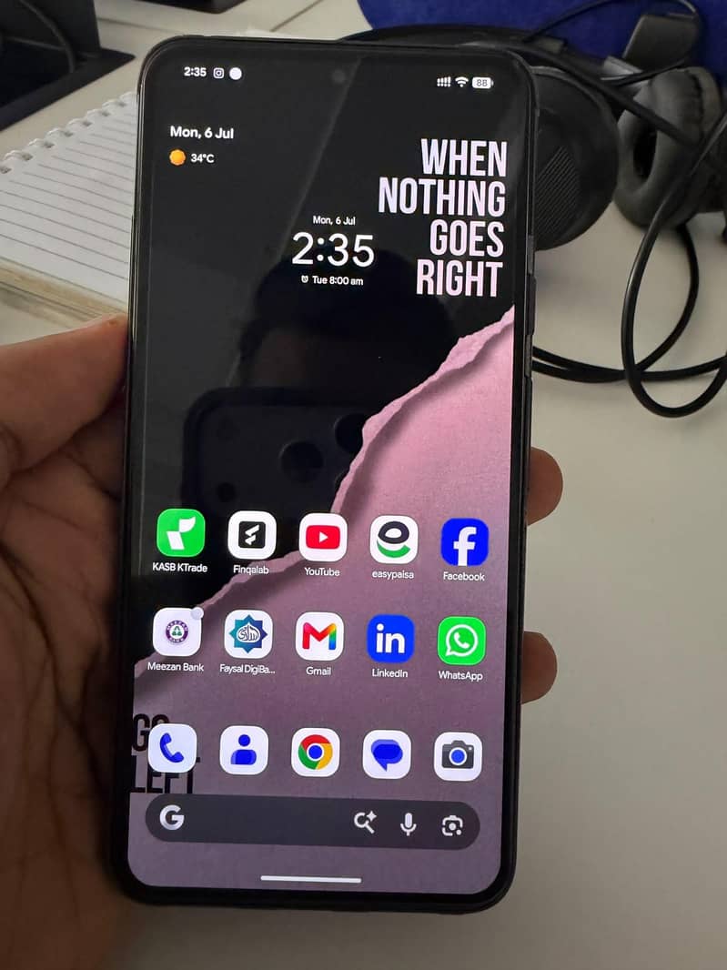 Google Pixel 8 11