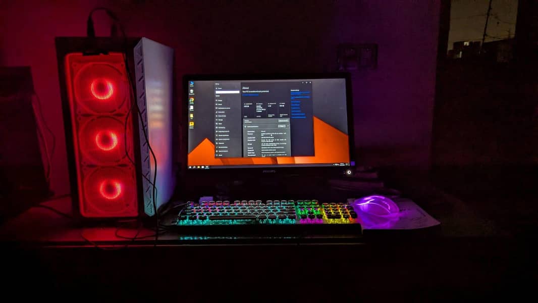 Gaming PC with full setup. 1