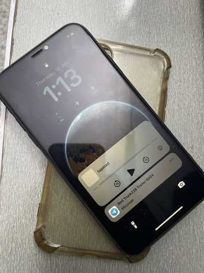 Apple iPhone 11