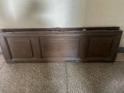 Wooden door with dayyar frame
