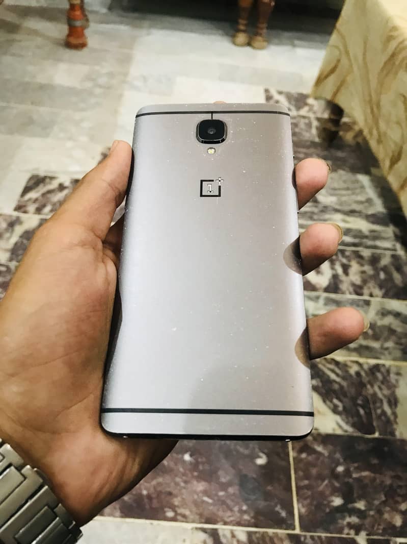 One Plus 3T 1
