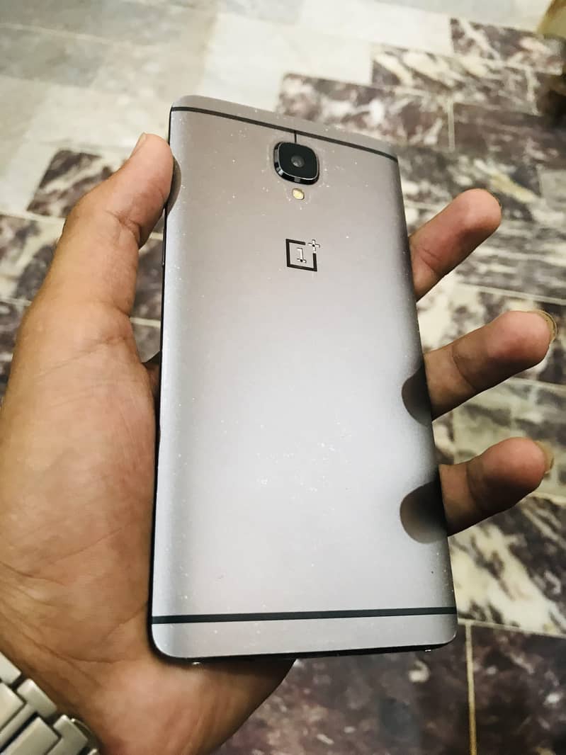 One Plus 3T 3