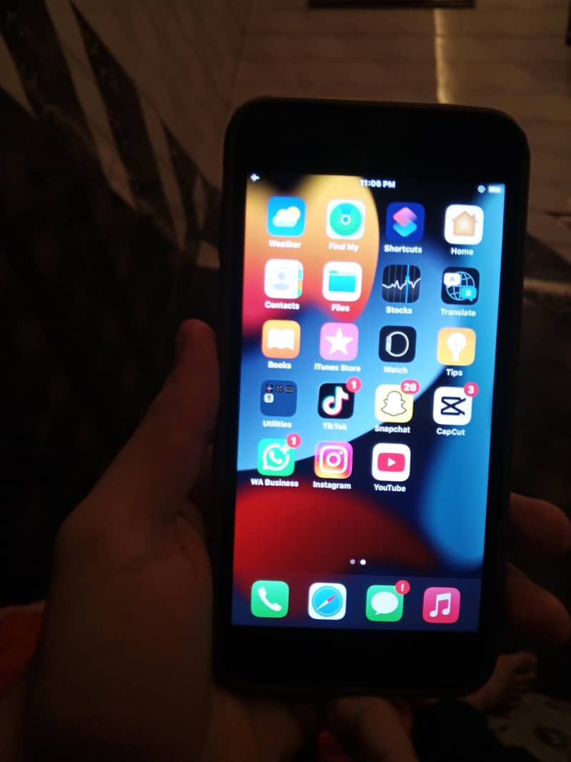 Apple iPhone 7 Plus 3