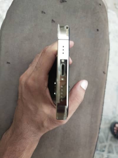 Apple iPhone 13 Pro