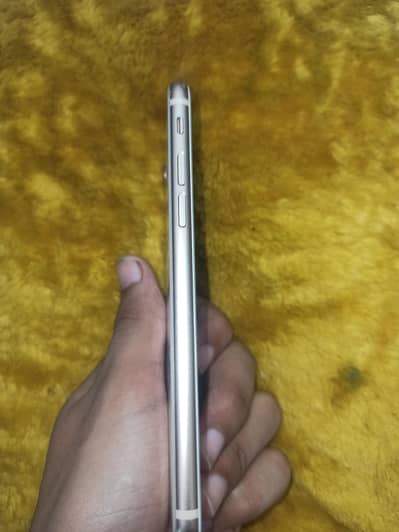 Apple iPhone 8