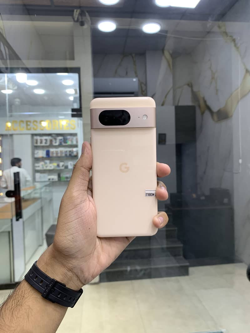 Google Pixel 8 0