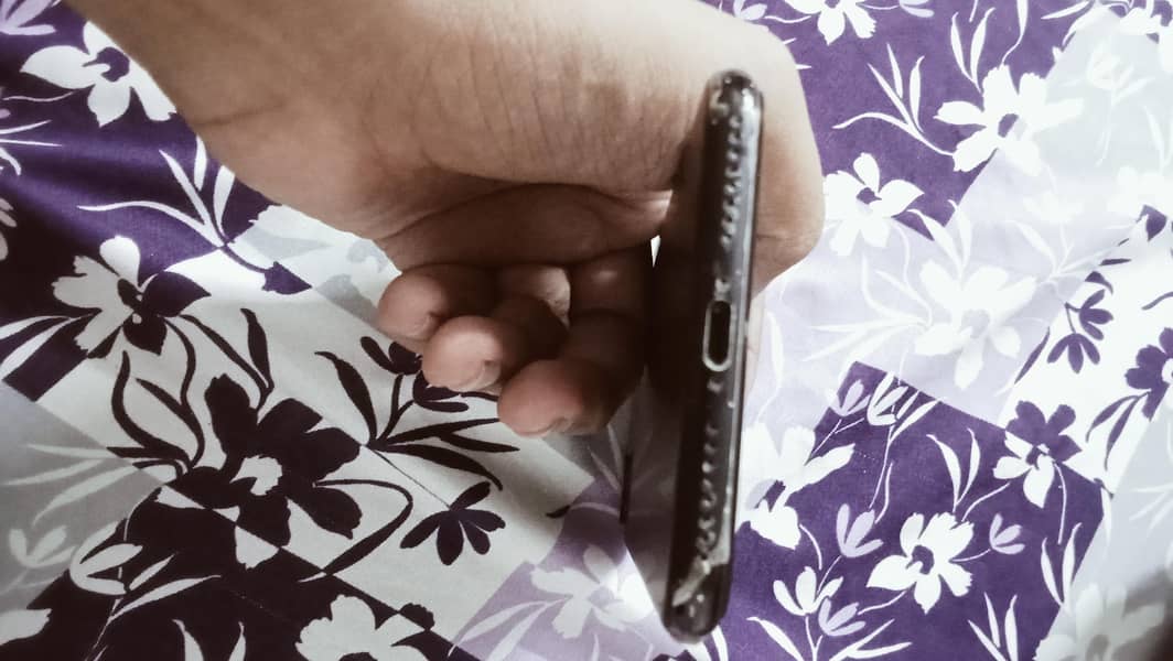 Apple iPhone 7 Plus 5