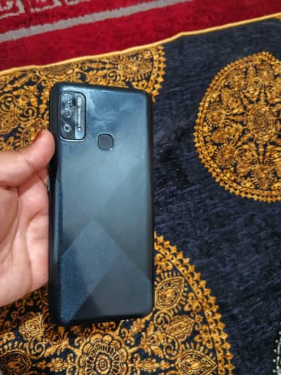 Infinix Hot 9 Play