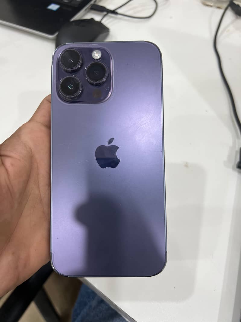 Iphone 14 pro max 4