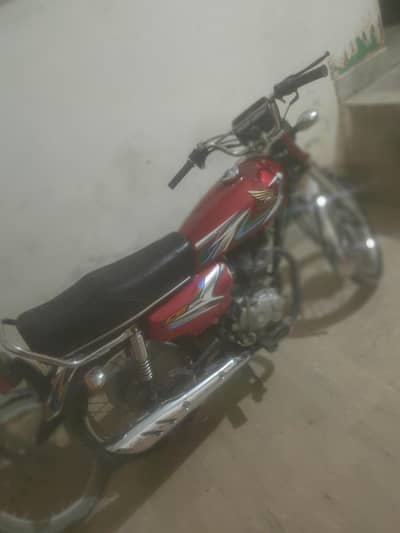 Honda C. G 125 2023