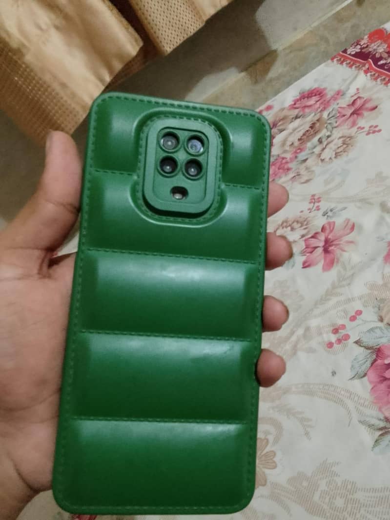 Xiaomi Redmi Note 9S 5