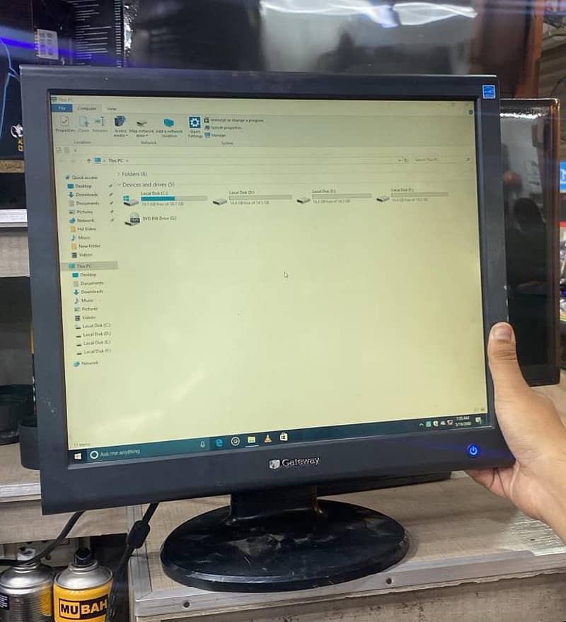 Gateway 17" lcd 0