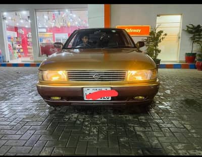 Nissan Sunny 1993