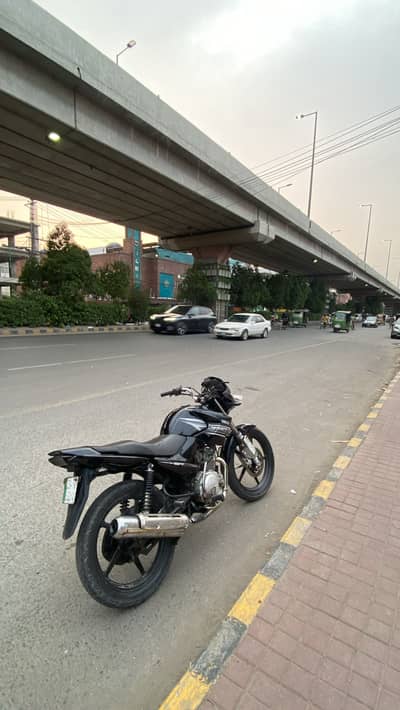 Yammah ybr125 2016 esd.