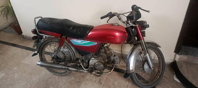 Honda CD70 for sale