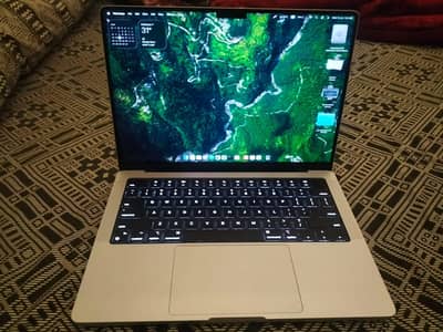 Mac book