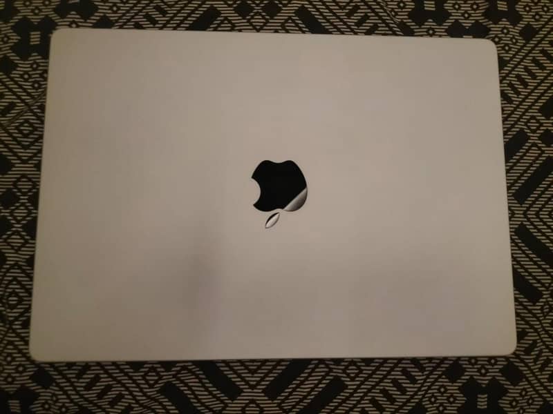 Mac book 4
