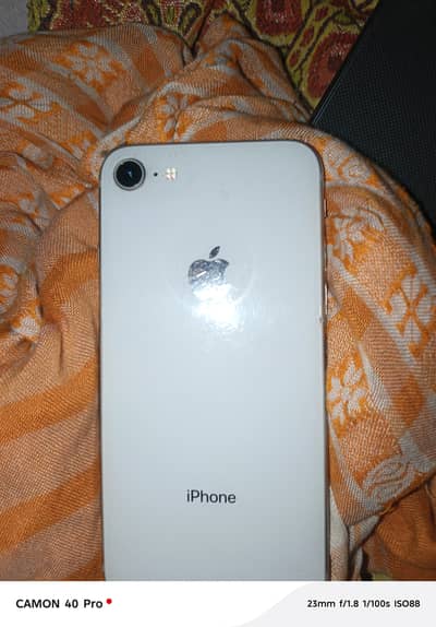 Apple iPhone 8