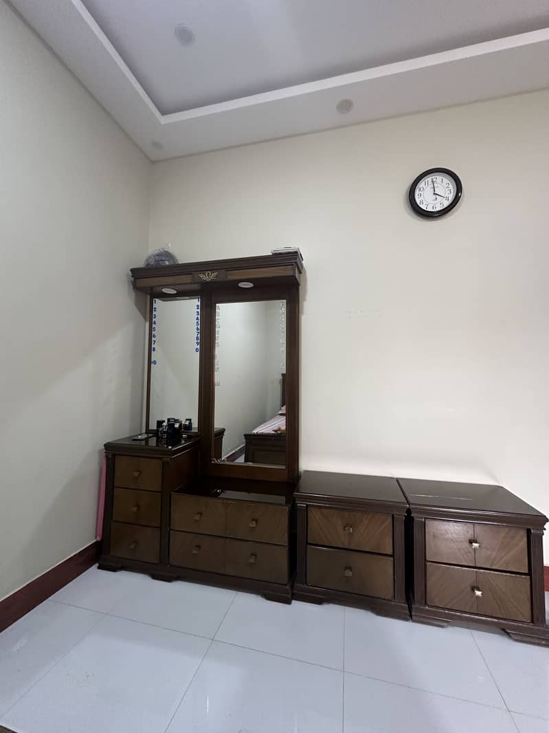 King Bed Two side tables one dressing table 1