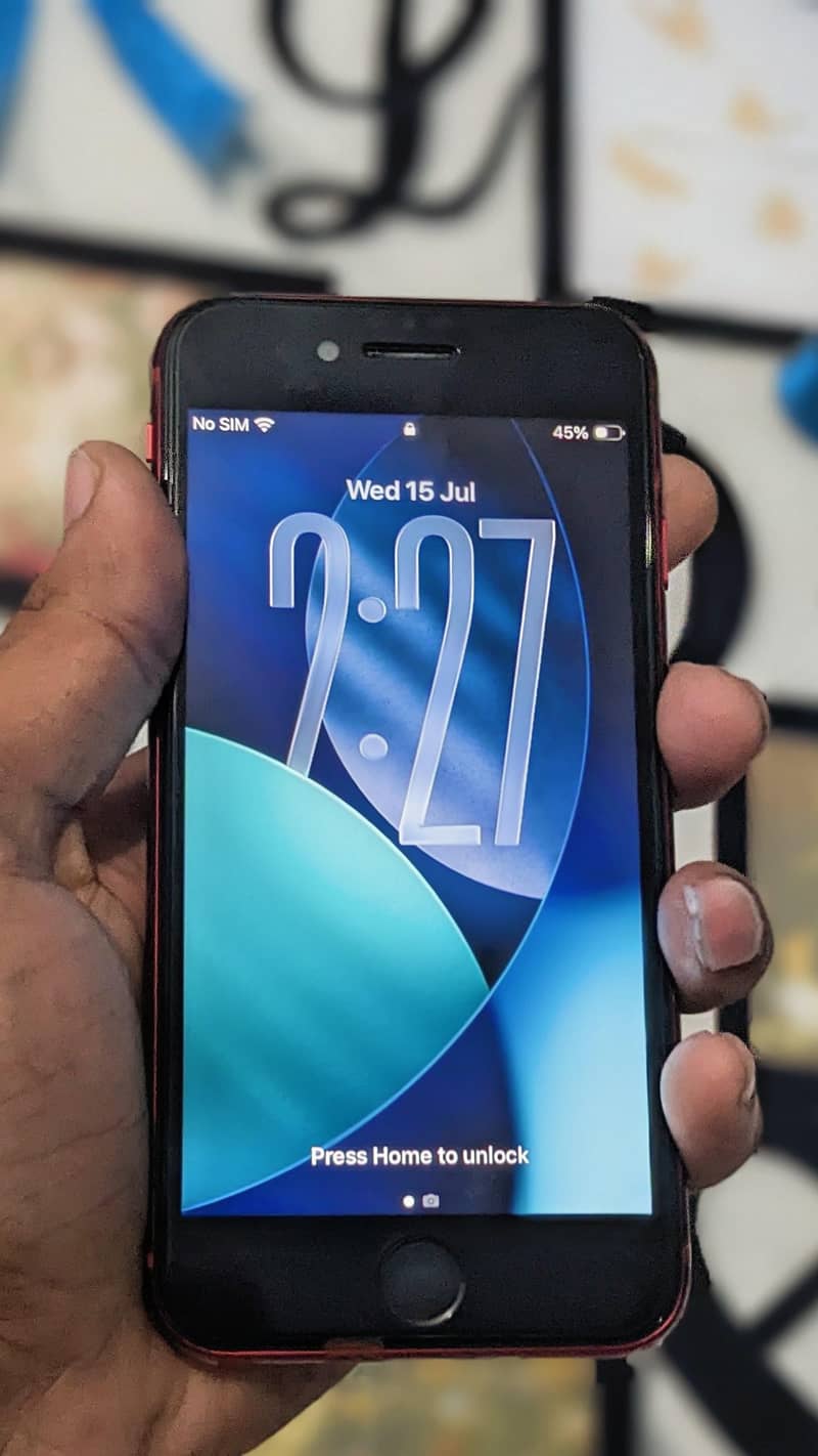 Apple iPhone SE 3rd generation 1