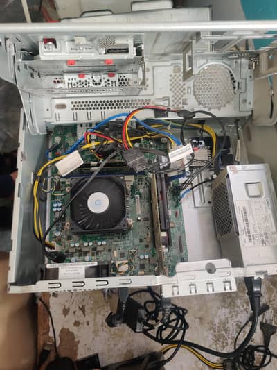 Budget Gaming Pc Ryzen 3 2200G | 4 Gb Ddr5 dedicated videos memory|