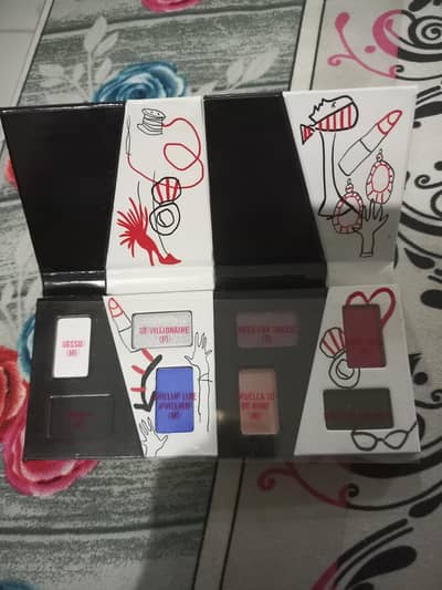 MAC DISNEY CRUELLA PALLETTE
