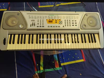 suzuki piano SP 37 made in Japan touch response