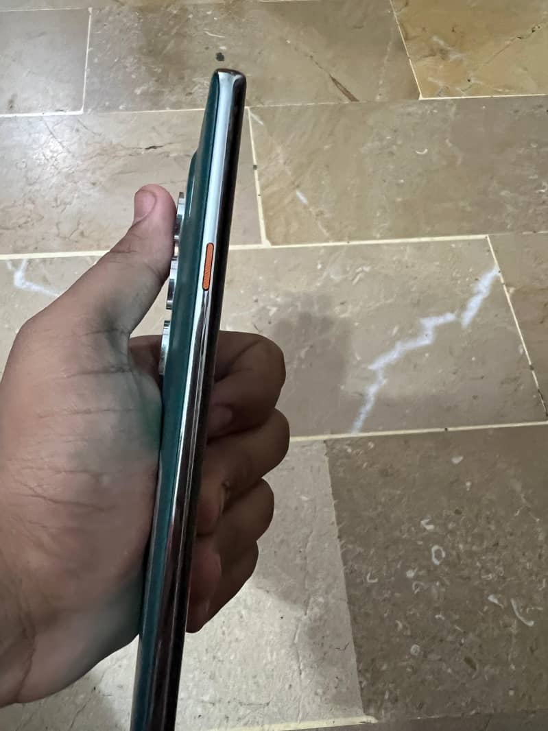 Tecno CAMON 40 Pro 2