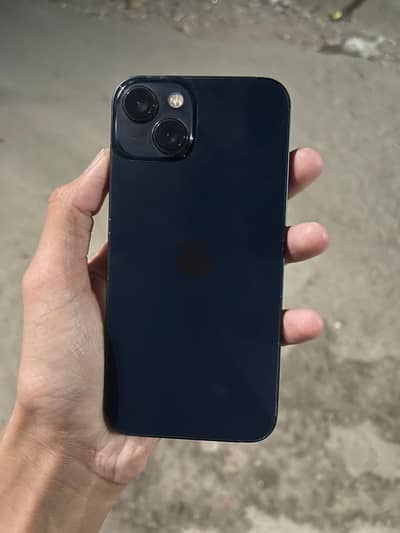 Apple iPhone 13