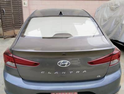 Hyundai Elantra 2022