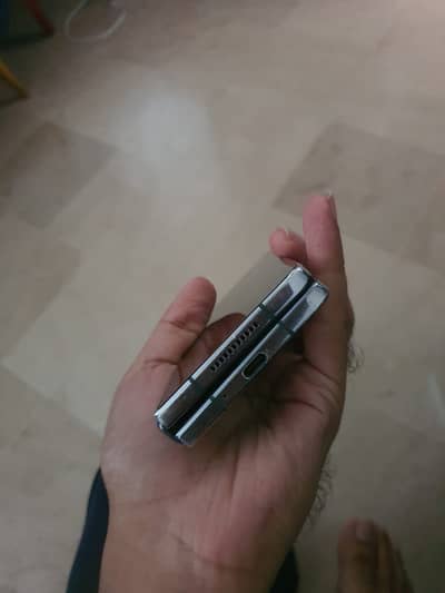 SAMSUNG ZFOLD4