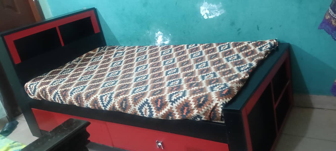 Single bed with two draws 0