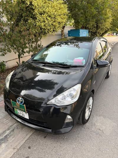 Toyota Aqua 2012