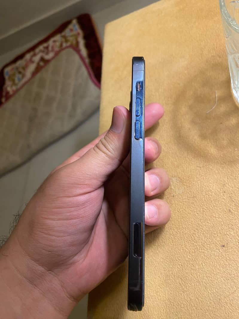 iPhone 12 Pro 3