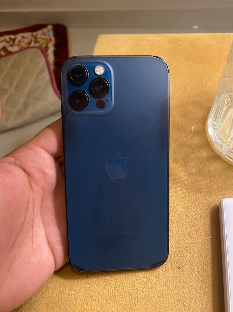 iPhone 12 Pro 4