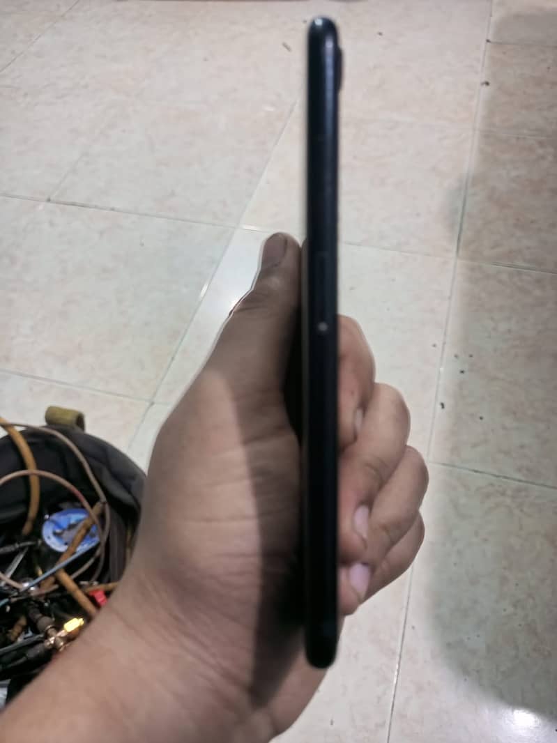 Apple iPhone 7 Water pack 2